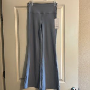 NWT Athleta Elation flare pant size SP, never worn